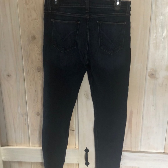 Hudson - Picture 2 of 2